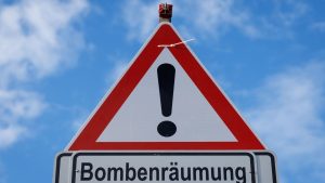 Kreis Dithmarschen: Bombenentschärfung - Sperrungen auf Straßen und Schienen