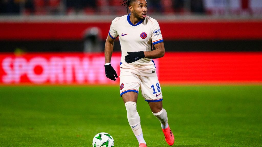 Franzose soll bleiben: Laut "Bild": Nkunku-Wechsel zum FC Bayern droht zu scheitern