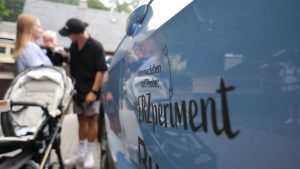 Raus aus der Großstadt: Großstadt ade: Berliner Familie lebt auf Probe im Erzgebirge