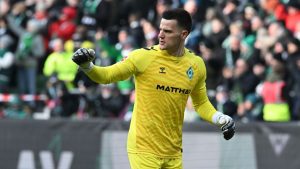 Fußball-Bundesliga: Ausgerechnet gegen Werder: Zetterer gibt Eintracht-Debüt