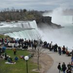 Fünf Touristen sterben bei Busunglück in USA nahe Niagara-Fällen - Fahrer verlor Kontrolle
