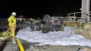 Unfälle: Auto überschlägt sich auf A3 – vier Verletzte