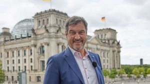 Medien: Störung am Rande von ARD-Sommerinterview mit Söder