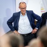 Bundesregierung: Einladung von Kanzler & Co - Tausende im Regierungsviertel