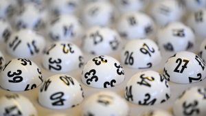Glücksspiele: Lotto-Spieler gewinnen fast eine Million Euro