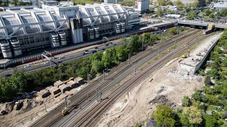 Autobahnkreuz: Neue Ringbahnbrücke soll bis Sommer 2027 fertig sein