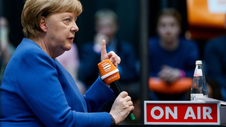 Merkel zehn Jahre nach Flüchtlingssommer: "Bis jetzt haben wir viel geschafft"