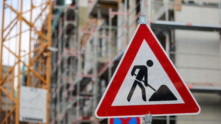 Baugewerbe: Der Osten zeigt starke Unterschiede in der Baukonjunktur