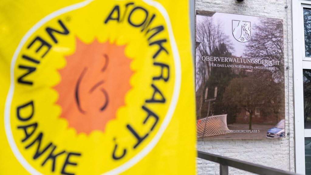 Anti-Atom-Initiativen: Kleine Demos gegen Castor-Transporte in Ahaus und Jülich