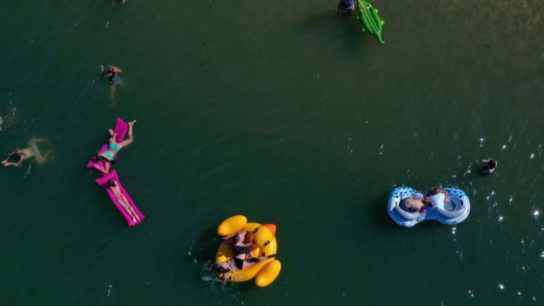 Krefeld verhängt als vierte Stadt Badeverbot im Rhein