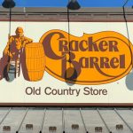 Trump kritisiert US-Restaurantkette Cracker Barrel für Änderung ihres Logos