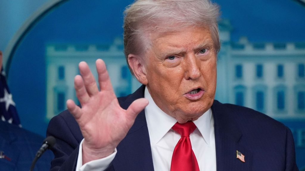 Umfrage: Angst vor Trump-Chaos: Privatanleger ziehen Konsequenzen