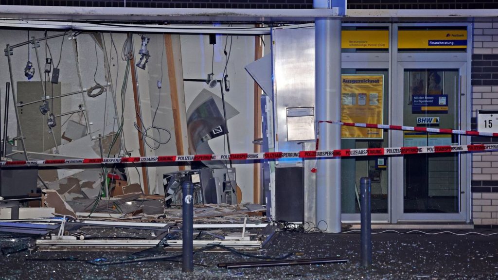Zugriff: Mutmaßliche Geldautomatensprenger in Österreich festgenommen