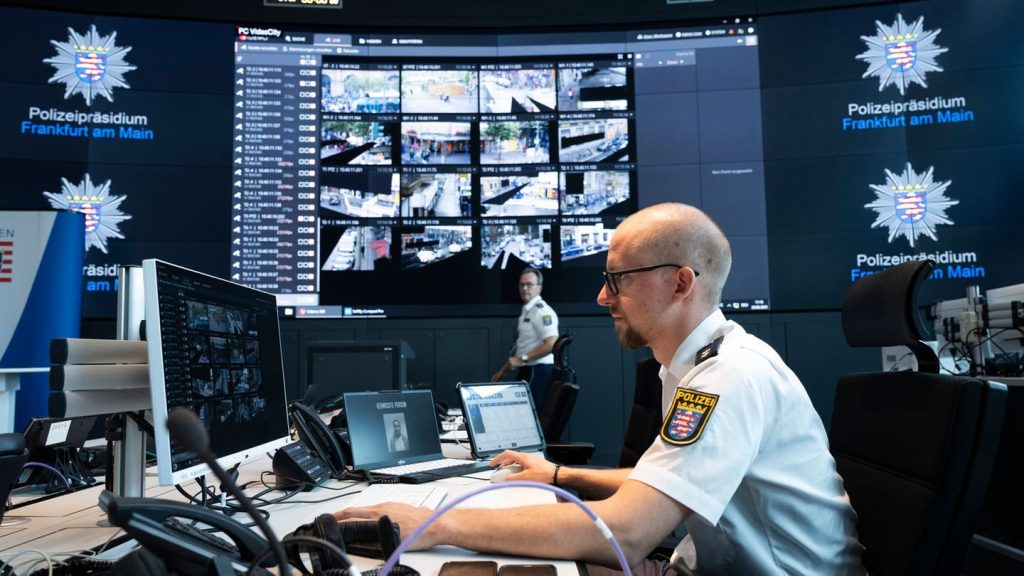 Pilotprojekt: Polizei nutzt KI bei Überwachungskameras