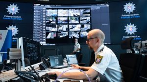 Pilotprojekt: Polizei nutzt KI bei Überwachungskameras