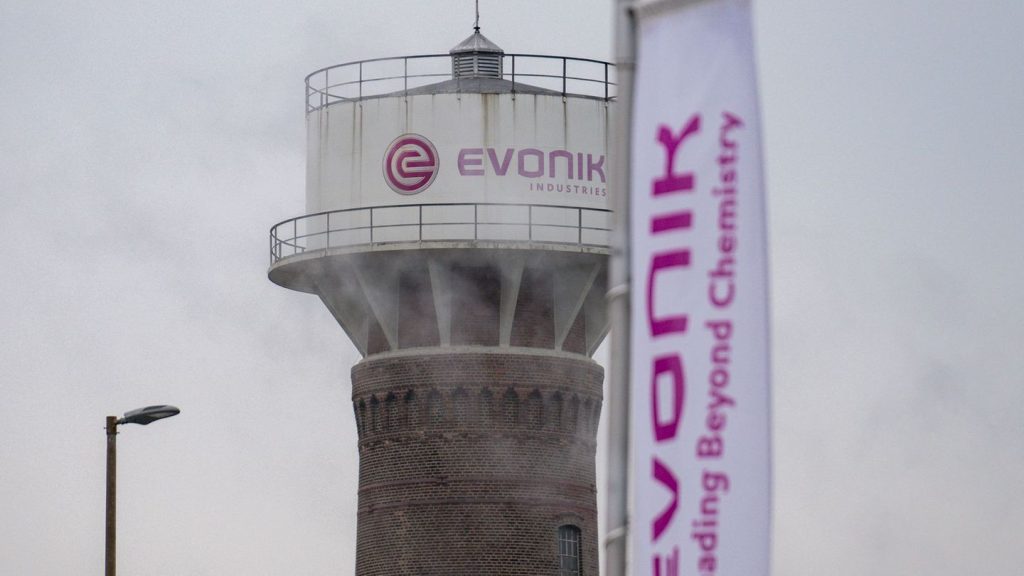 Chemieindustrie: Evonik gründet Service-Tochter "Syneqt"