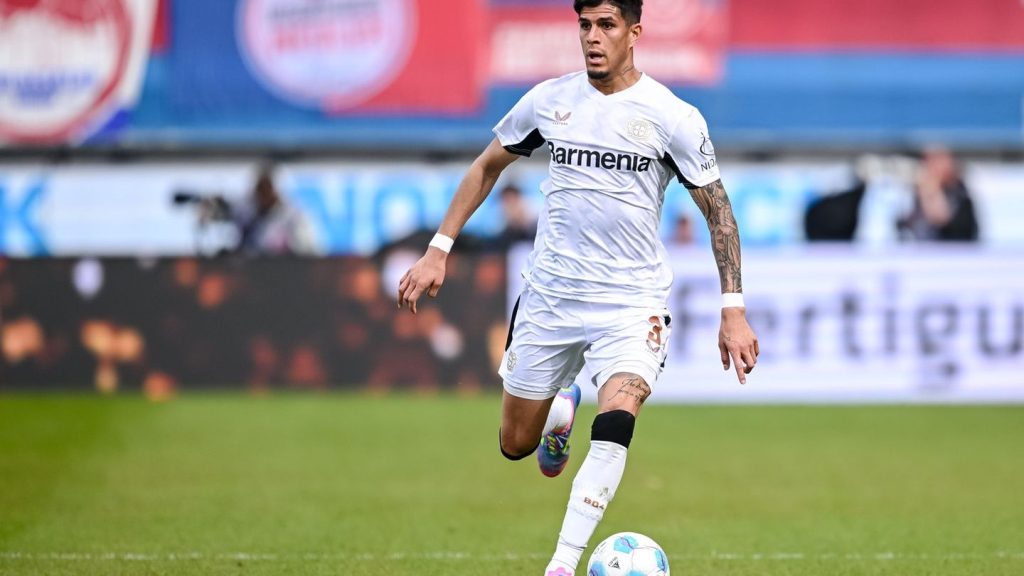 Fußball-Transfer: Berichte: Leverkusen lässt Hincapie zum FC Arsenal ziehen