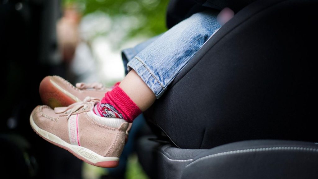 "Forgotten Baby Syndrom": Warum Eltern ihr Baby im Auto vergessen