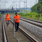 Nordrhein-Westfalen: Innenminister vermutet Linksextremisten hinter Brandanschlägen auf Bahnstrecke