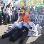 Nach Zollerhöhung: Demonstranten in Brasilien zünden Trump-Puppen an