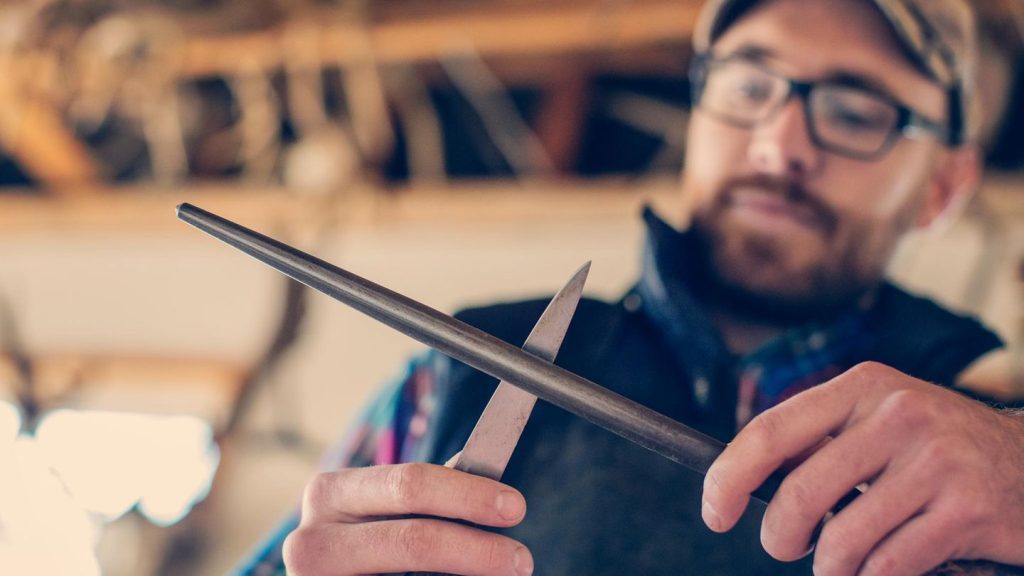 Scharfe Sache: Messer richtig schleifen – so wird die Klinge scharf wie am ersten Tag