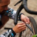 Flicken war gestern: Pannenspray fürs Fahrrad: Schnell und sicher zurück auf die Straße