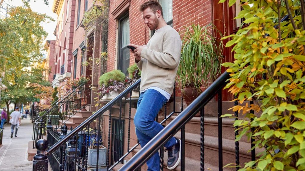Schnäppchen: Must-have für Männer: Diese Tommy Hilfiger Jeans gibt’s heute 60 % günstiger