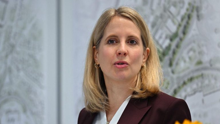 SPD-Politikerin: Bundesbauministerin Verena Hubertz erwartet ihr erstes Kind