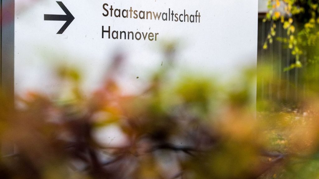 Bekannter Rechtsextremist: Anklage nach Angriff auf NS-Gedenkstätte in Hannover