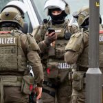 Lehrerin an Berufsschule in Essen niedergestochen: 17-Jähriger unter Tatverdacht