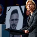 Gedenkfeier: "Für immer im Gedächtnis" - Trauer um getöteten Polizisten