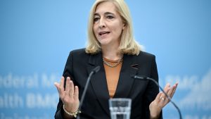 Krankenversicherung: Höhere Kassenbeiträge noch nicht vom Tisch