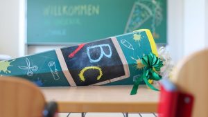 Einschulung: Mit Zuckertüte und Ranzen - Schulanfang in MV