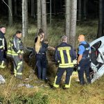 Unfälle: Auto rast gegen Bäume - Zwei Tote im Taunus