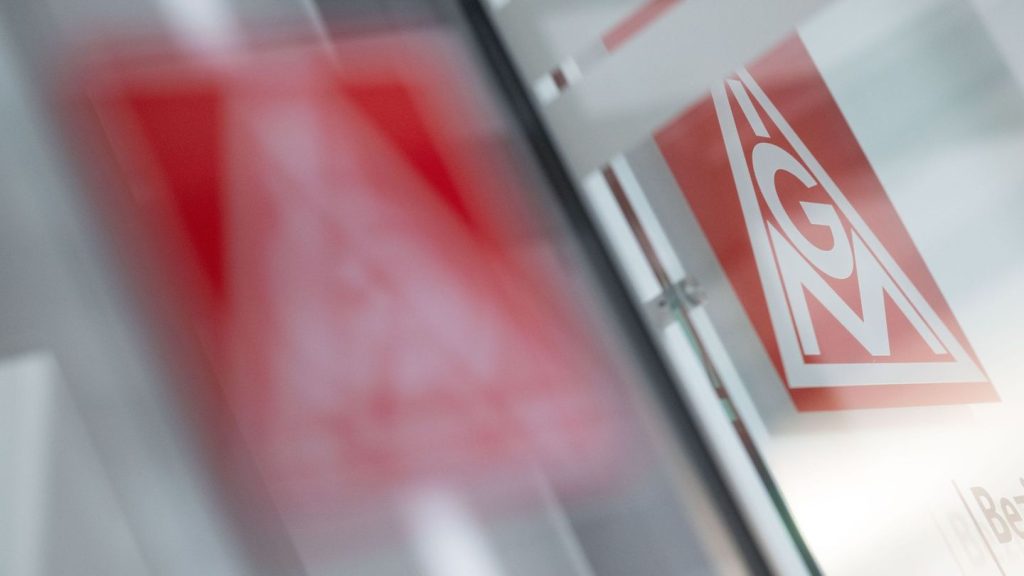 Autoindustrie: Gewerkschaft fürchtet Stellenabbau bei Autozulieferer