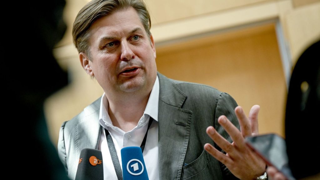 Ermittlungen: Immunität aufgehoben – Razzia bei AfD-Politiker Krah