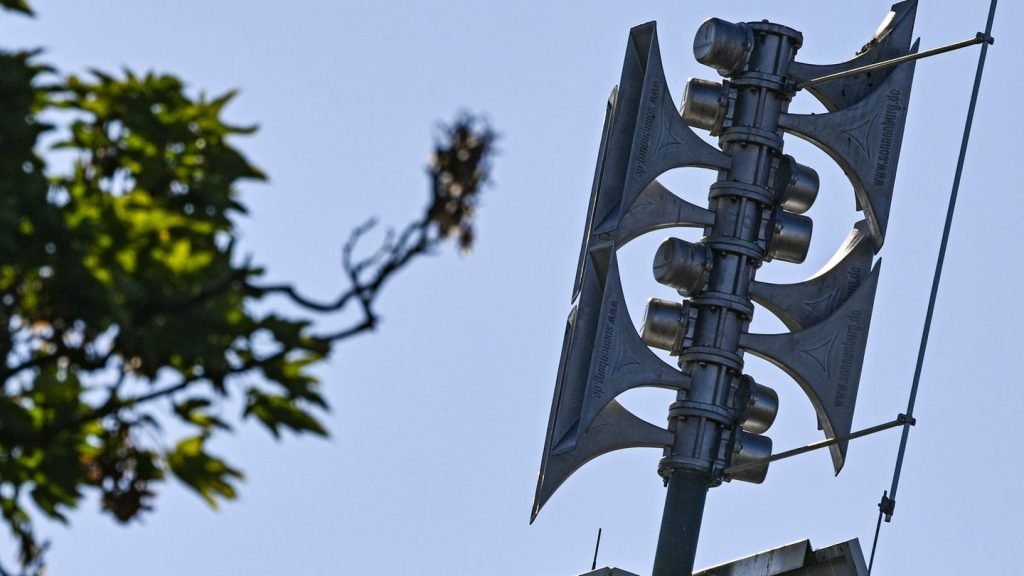 Notfälle: Sachsens Innenminister zieht nach Warntag positives Fazit