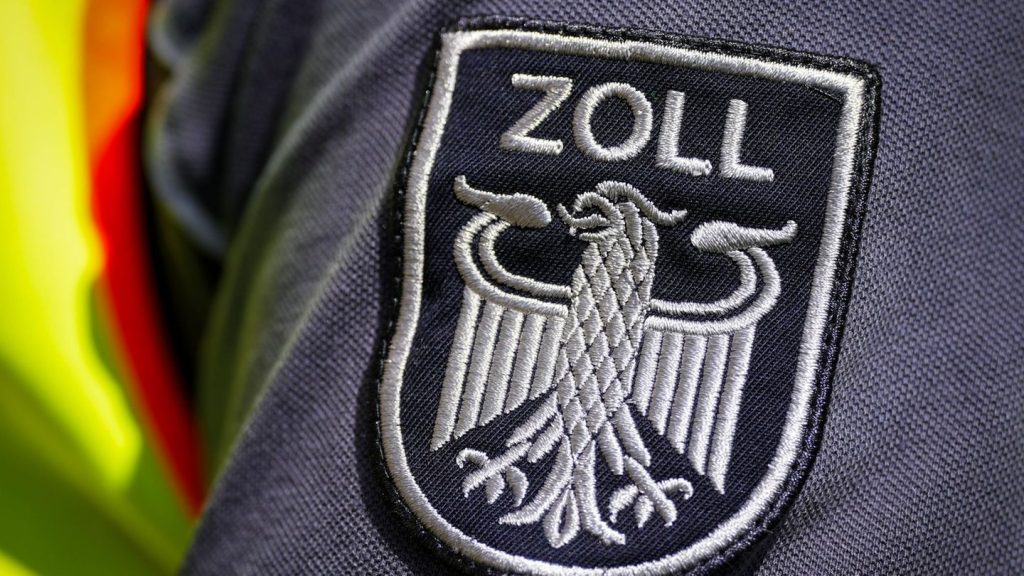 Schwarzarbeit: 100 Einsatzkräfte kontrollieren Läden und Lokale in Ahlhorn