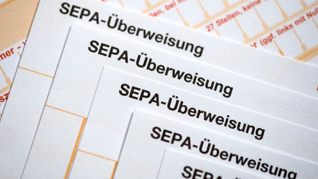 Neuerung der Banken: Was Steuerzahler beachten müssen