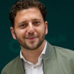 Wahltag in Nordrhein-Westfalen: Banaszak: Grüne müssen Alternative gegen Rechtsruck sein