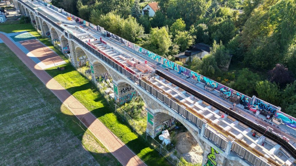 Stadtentwicklung: Frühere Bahntrasse verwandelt sich in grüne Radpromenade