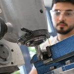 Kabinett: Noch 9.500 Azubis auf Stellensuche - viele freie Plätze
