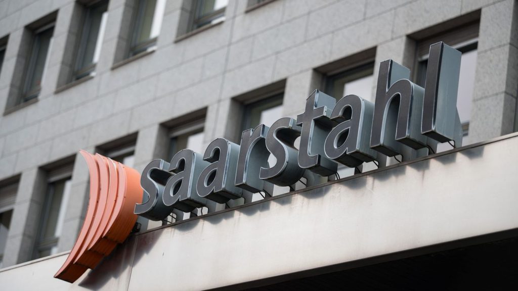 Industrie-Arbeitsplätze: In der Saar-Stahlindustrie fallen 760 Jobs weg