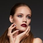 "Clean Grunge Make-up": Anleitung zum Nachschminken
