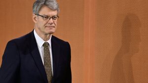 Bundesverkehrsminister Schnieder stellt Bahn-Strategie vor