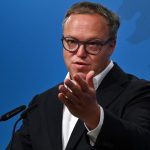 Kinder- und Jugendschutz: Thüringer Regierungschef: Wehrhafte Demokratie auch im Netz