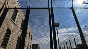 Migration: Erste Abschiebungen aus neuer Haftanstalt