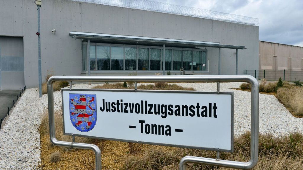 Großübung: Stress-Test hinter Gittern: Einsatzkräfte üben Geiselnahme