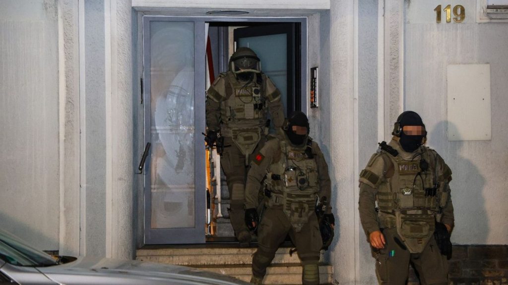 Waffen- und Drogenhandel: Razzia gegen Großfamilie in Hagen
