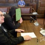 Justiz: Mutter erstochen - Sohn in Psychiatrie eingewiesen